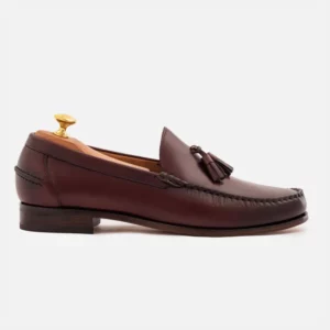 burgundy-boat-leather-loafers
